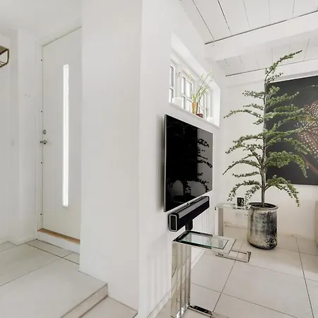 Scandinavian Oasis At The Sea * Klampenborg