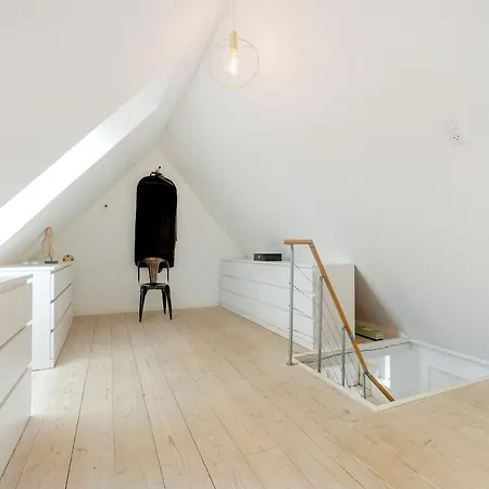 Scandinavian Oasis At The Sea Willa